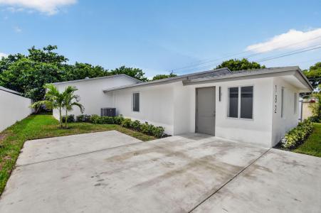 182 SW 6 Street, Deerfield Beach, 플로리다 33441, 미국