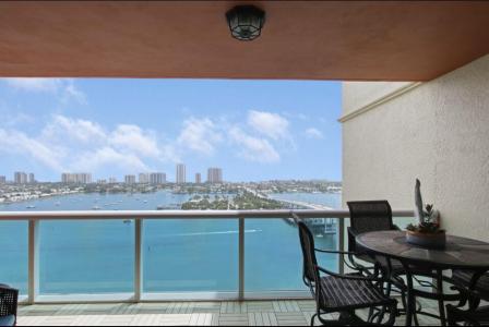 2640 LAKE SHORE Drive 2311, Riviera Beach, Florida 33404, Stati Uniti