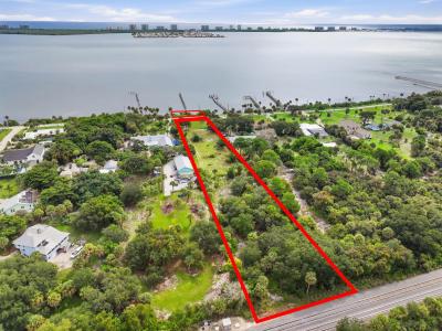 12825 S INDIAN RIVER Drive, Jensen Beach, Florida 34957