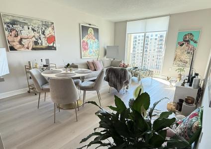 117 NW 42ND Avenue 1207, Miami, Floryda 33126, USA