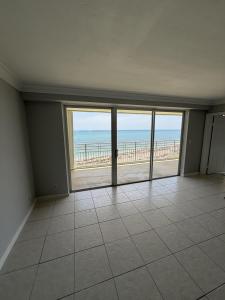 350 S BEACH Road 403, Tequesta, Floride 33469, États-Unis