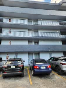 8801 W Flagler Street 407, Miami, Floride 33174, États-Unis