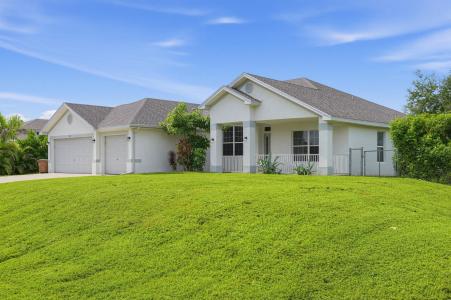 2019 Wanda N Avenue, Lehigh Acres, 佛罗里达州 33971, 美国