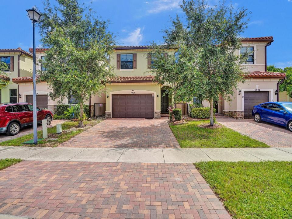 5804 NW 46th Lane, Tamarac, Floride 33319, États-Unis