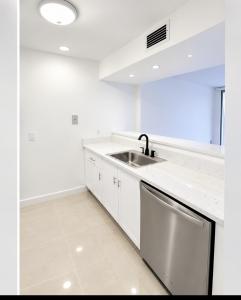 4222 INVERRARY Boulevard 4206, Lauderhill, 佛罗里达州 33319, 美国