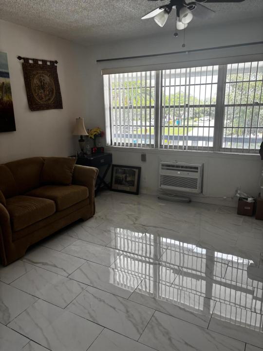 237 NORTHAMPTON L, West Palm Beach, Floryda 33417, USA
