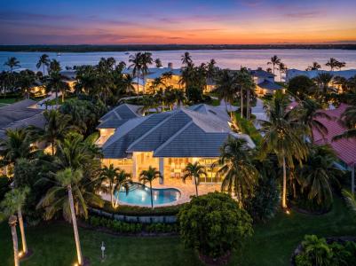 7037 SE Harbor Circle, Stuart, Florida 34996, Amerika Birleşik Devletleri