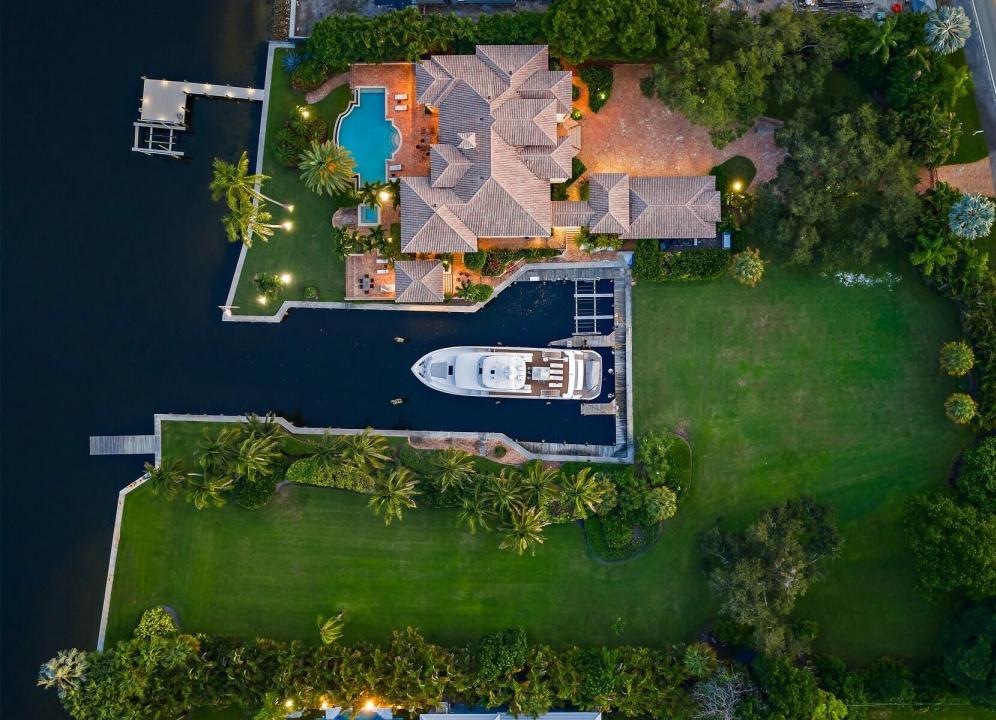 14898 PALMWOOD Road, Palm Beach Gardens, Florida 33410