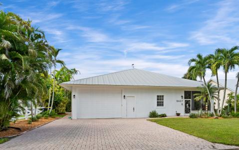 5637 SE MAJOR Way, Stuart, Florida 34997