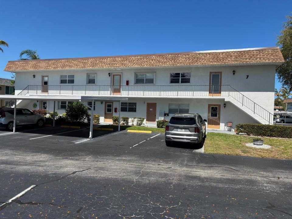 2950 SE Ocean Boulevard 7-5, Stuart, フロリダ 34996, アメリカ合衆国