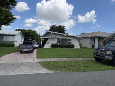 37 SE 14TH Street 12, Dania Beach, Florida 33004