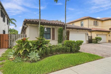 11744 SW 151ST Path, Miami, Florida 33196, USA