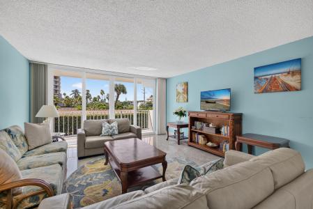 630 OCEAN Drive 209, Juno Beach, Florida 33408, USA