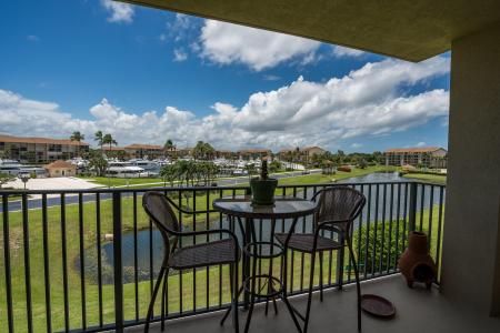 901 SEAFARER Circle 306, Jupiter, Florida 33477