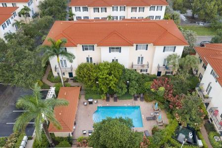 2502 N DIXIE Highway 39, Lake Worth Beach, Florida 33460, USA