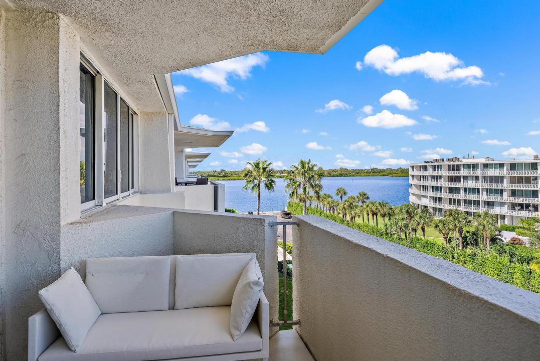2773 S Ocean Boulevard 517, Palm Beach, Florida 33480, USA