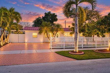 3435 SW 104TH Court, Miami, Florida 33165