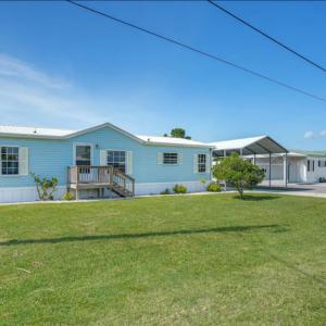 2128 SE 32ND Street, Okeechobee, Florida 34974, USA