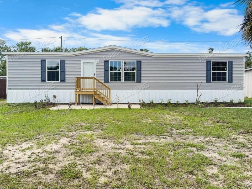 4504 SE 23RD Court, Okeechobee, Florida 34974, USA