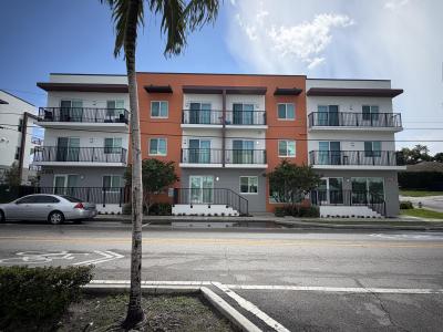 2160 N TAMARIND Avenue, West Palm Beach, Florida 33407, Estados Unidos