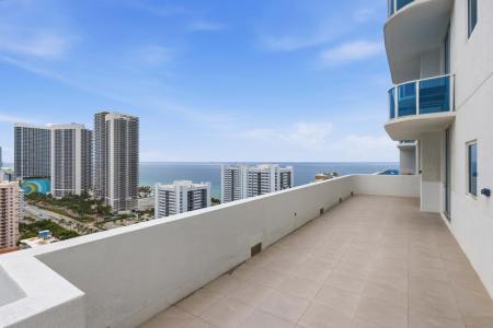 1945 S OCEAN Drive 2408, Hallandale Beach, Florida 33009, Estados Unidos