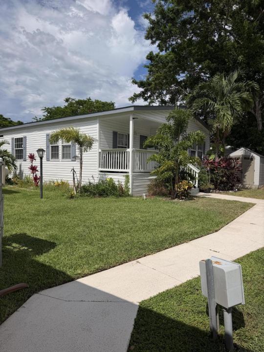 2555 PGA Boulevard 303, Palm Beach Gardens, Florida 33410, USA