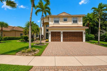6839 Houlton Circle, Lake Worth, Florida 33467