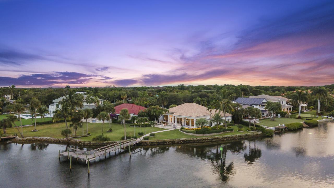 2435 SNOOK Trail, Palm Beach Gardens, Florida 33410, USA