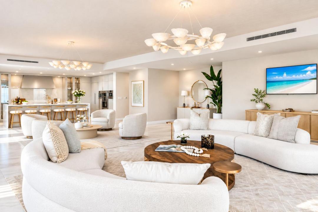 220 SE MIZNER Boulevard 803, Boca Raton, Floryda 33432, USA