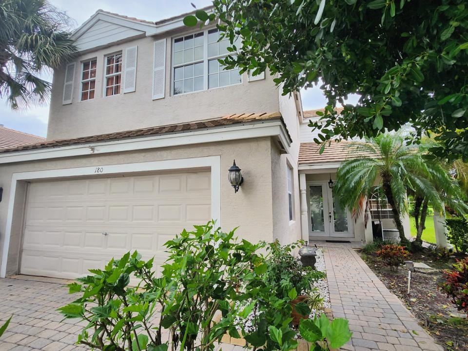 180 KENSINGTON Way, Royal Palm Beach, Flórida 33414, Estados Unidos