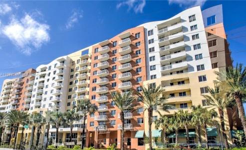 18800 NE 29th Ave 827, Aventura, Florida 33180, USA