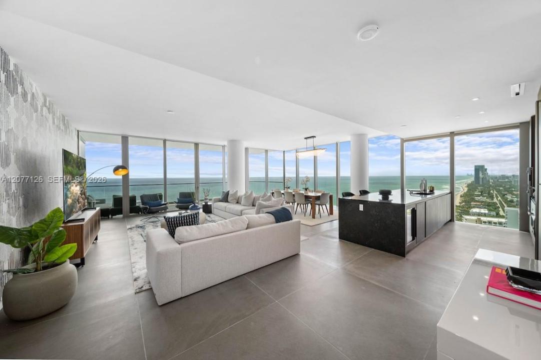 2000 S Ocean Dr 31B, Hallandale Beach, Flórida 33009, Estados Unidos