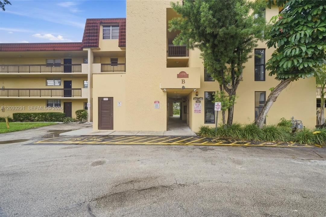 3490 Foxcroft Rd B303, Miramar, Флорида 33025, Соединенные Штаты