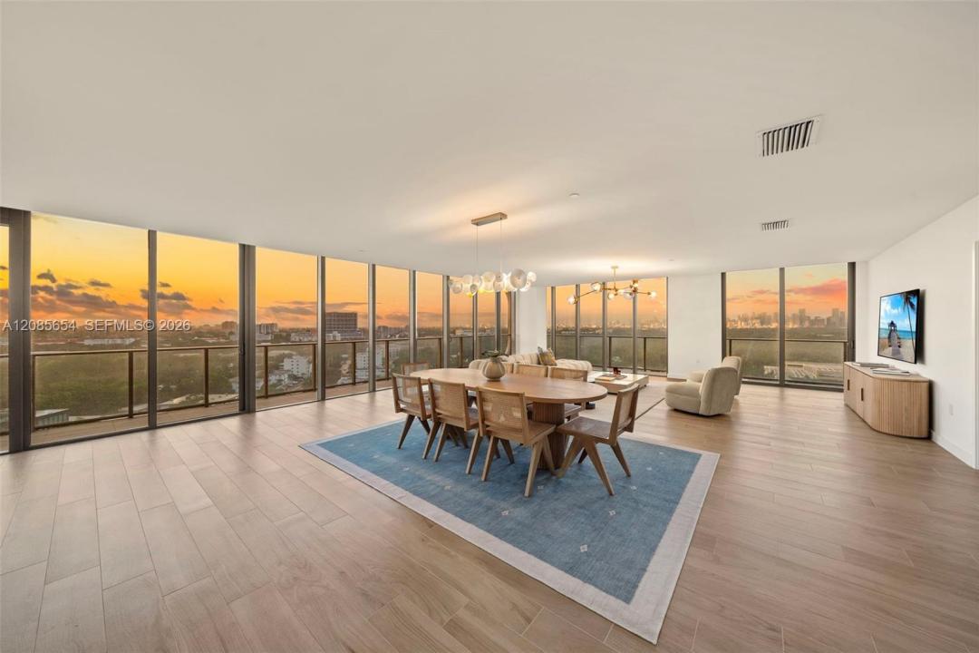 2678 Tigertail Ave 1101, Miami, Florida 33133, Amerika Birleşik Devletleri