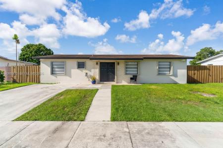 15105 SW 305th Ter, Homestead, Florida 33033, USA