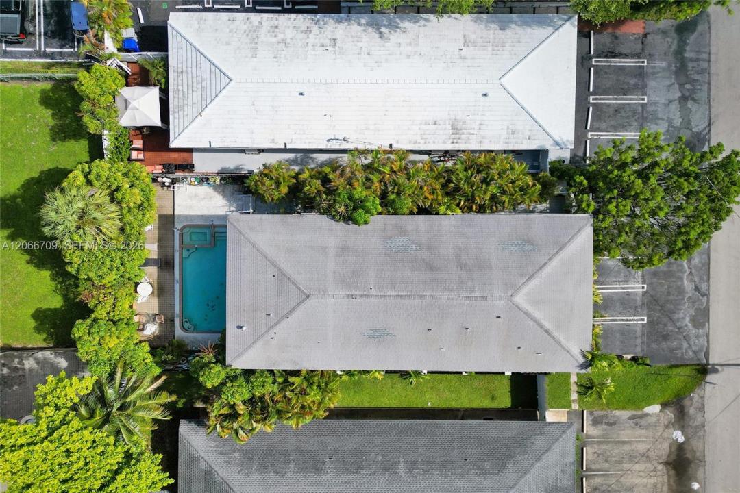 305 SE 12th Ave, Pompano Beach, Флорида 33060, Соединенные Штаты