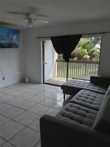 415 NW 210th St 203, Miami Gardens, Florida 33169, USA