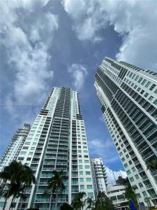 253 NE 2nd St 3007, Miami, Florida 33132, USA
