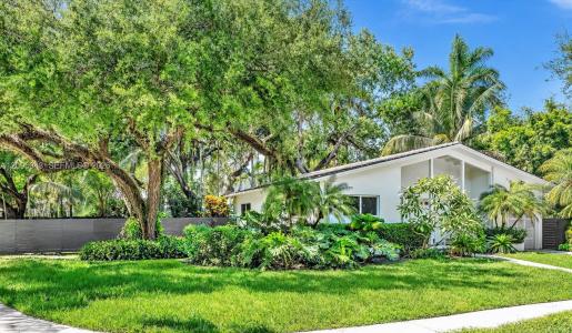 2640 Hilola St, Miami, Florida 33133, USA