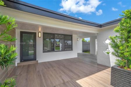 2840 SW 5th St, Fort Lauderdale, Florida 33312, USA