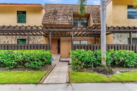 7864 NW 12TH Street, Plantation, Florida 33322, USA