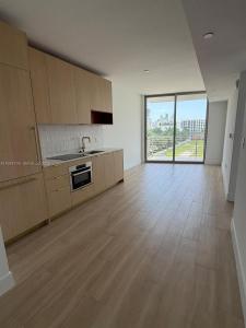 90 NE 32nd Street 427, Miami, Flórida 33127, Estados Unidos