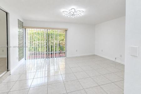 8315 SW 72nd Ave 104B, Miami, 플로리다 33143, 미국