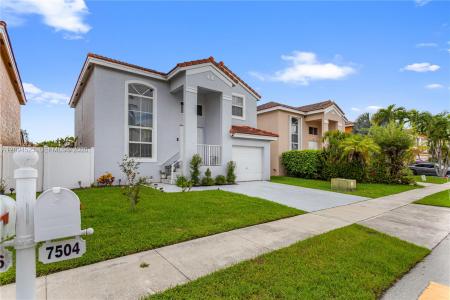 7504 Viscaya Cir, Margate, Floryda 33063, USA