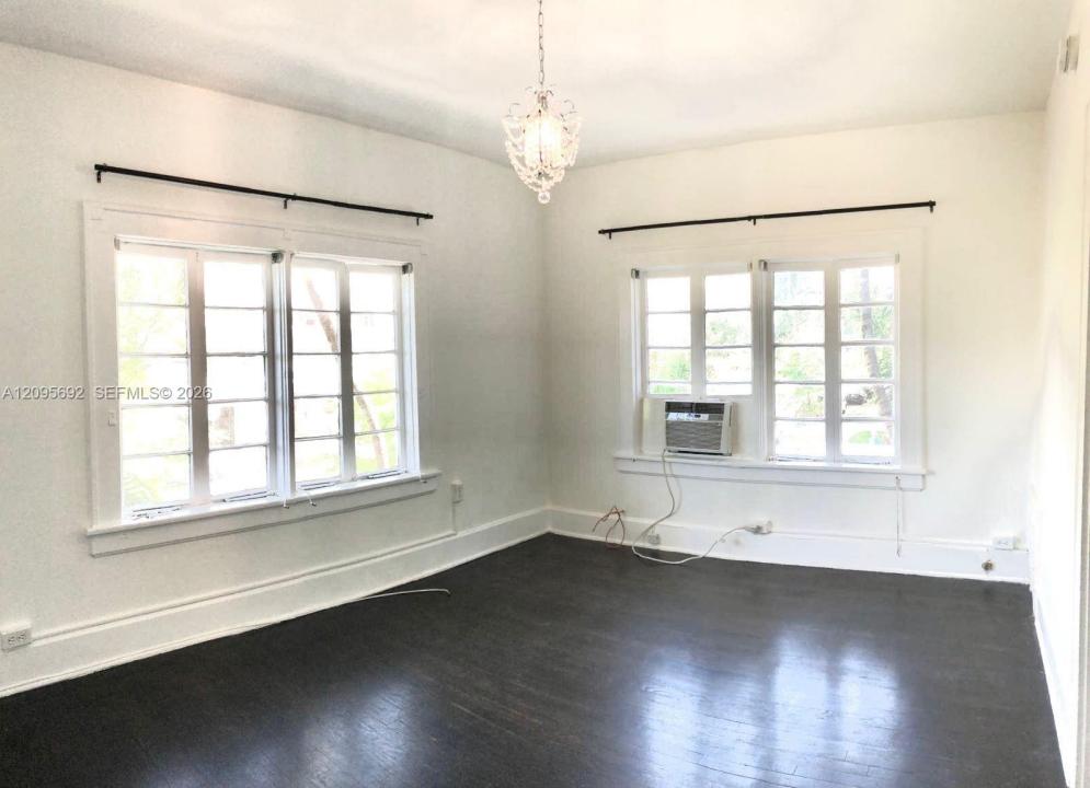124 Mendoza Ave 8, Coral Gables, 플로리다 33134, 미국