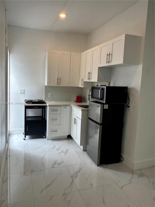 2775 SW 1st St 2, Miami, Floride 33135, États-Unis