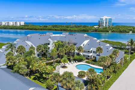 200 WATERWAY Road 105, Tequesta, Florida 33469, HOA KỲ