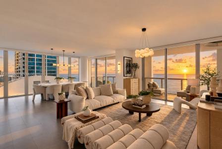 6799 Collins Ave LPH02, Miami Beach, Flórida 33141, Estados Unidos