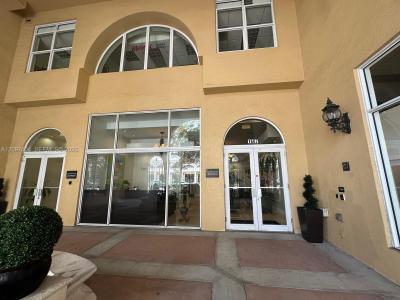 1607 Ponce De Leon Blvd 8D, Coral Gables, Floryda 33134, USA