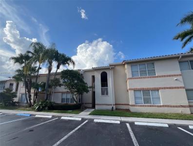 3470 N Pinewalk Dr N 216, Margate, Floride 33063, États-Unis